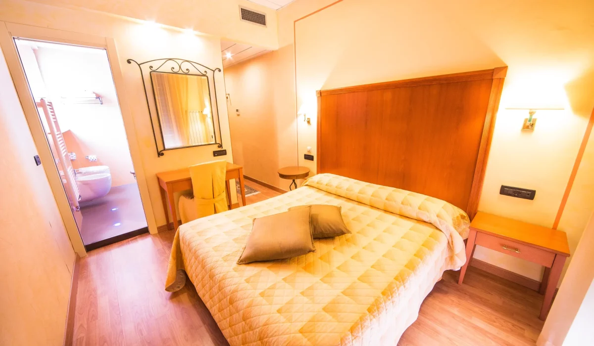 camera-economy24-hoteltorinodiano